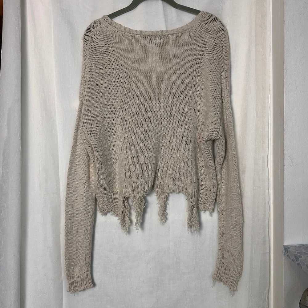 3/$20 💥‎ Blank Paige Oversized Relaxed Fit Sweater Distressed Cream Frayed Knit